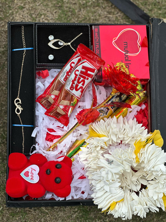 Exclusive Eid Gift Box for Your Beloved